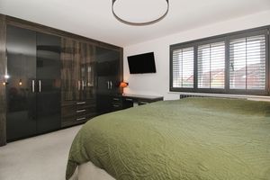 Photo 4- click for photo gallery